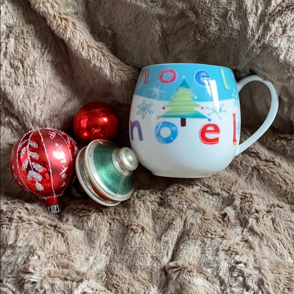 Crown Trent NOEL Holiday Mug - Picture 1 of 7